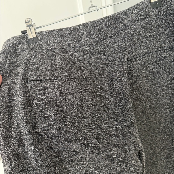 Ann Taylor Charcoal Wide-Leg Cropped Pants - Picture 4 of 5